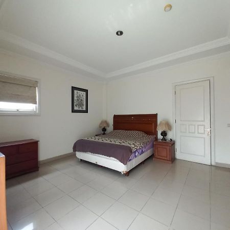 Margot Apartment Pondok Indah Jakarta Exterior photo